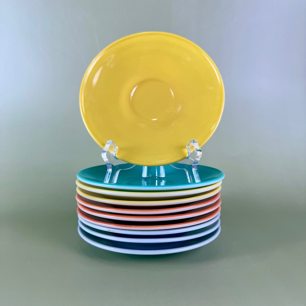 Vintage Hazel Atlas Crinoline Saucer -- Set of 10 plates – Mid-Century Modern - Picture 3 of 9